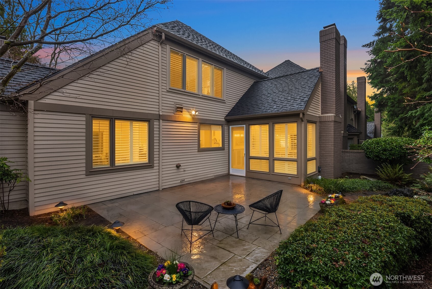 1716 Bellevue Way NE, Bellevue, WA 98004