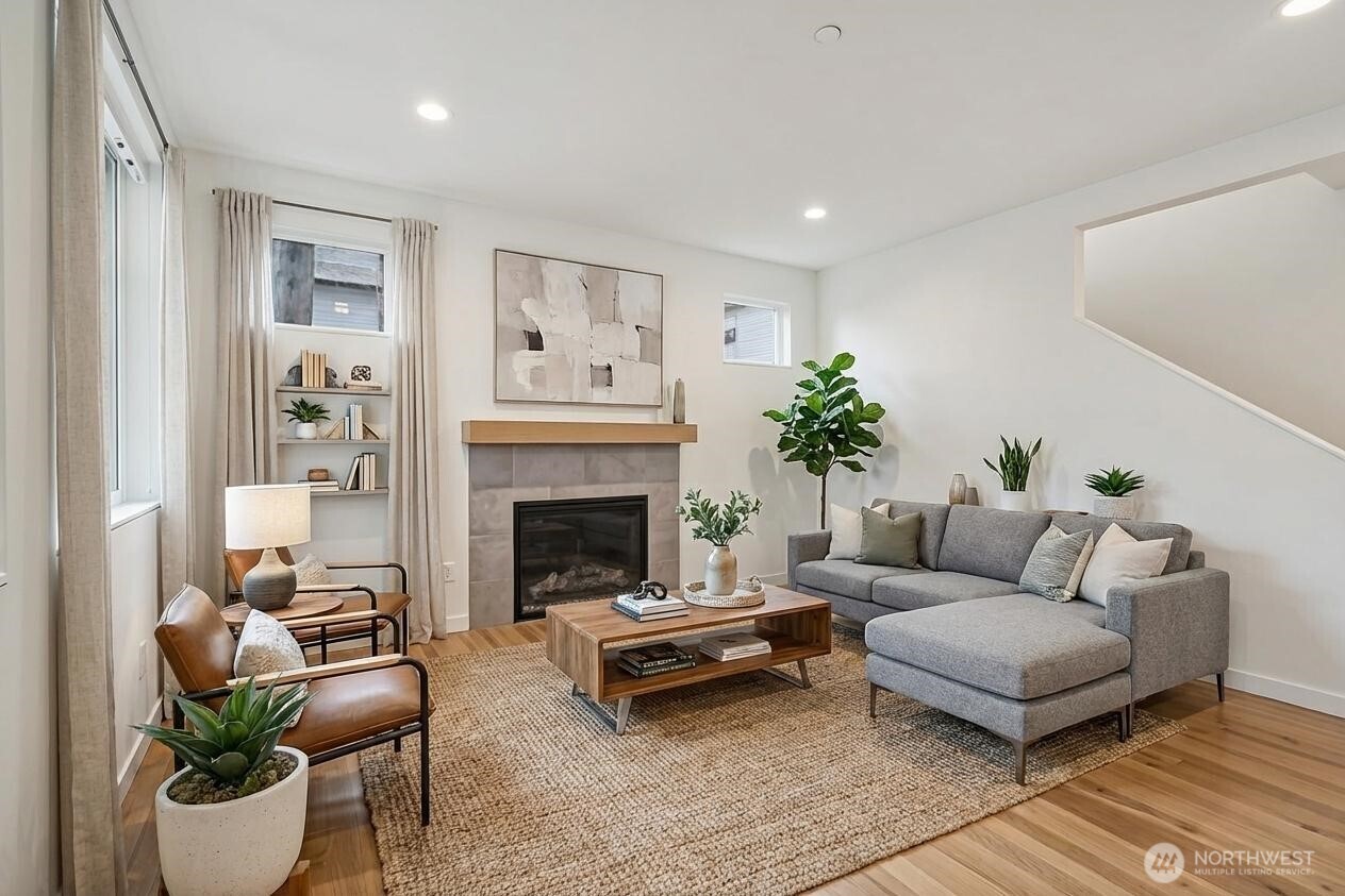 12332 38th Avenue NE, Seattle, WA 98125