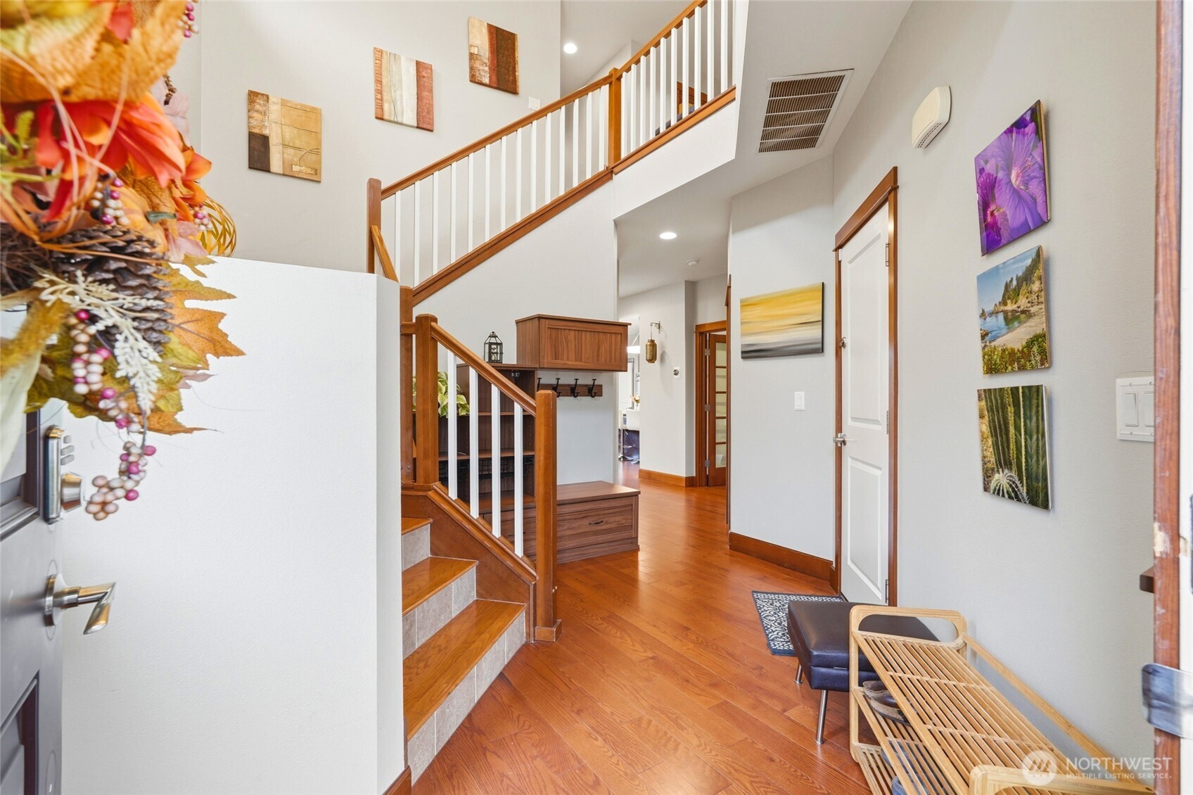 7703 NE 201st Place , Kenmore, WA 98028