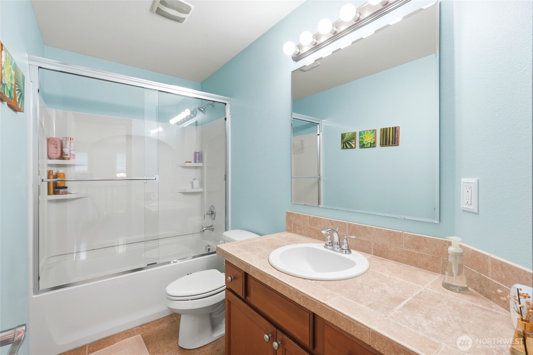 7703 NE 201st Place , Kenmore, WA 98028