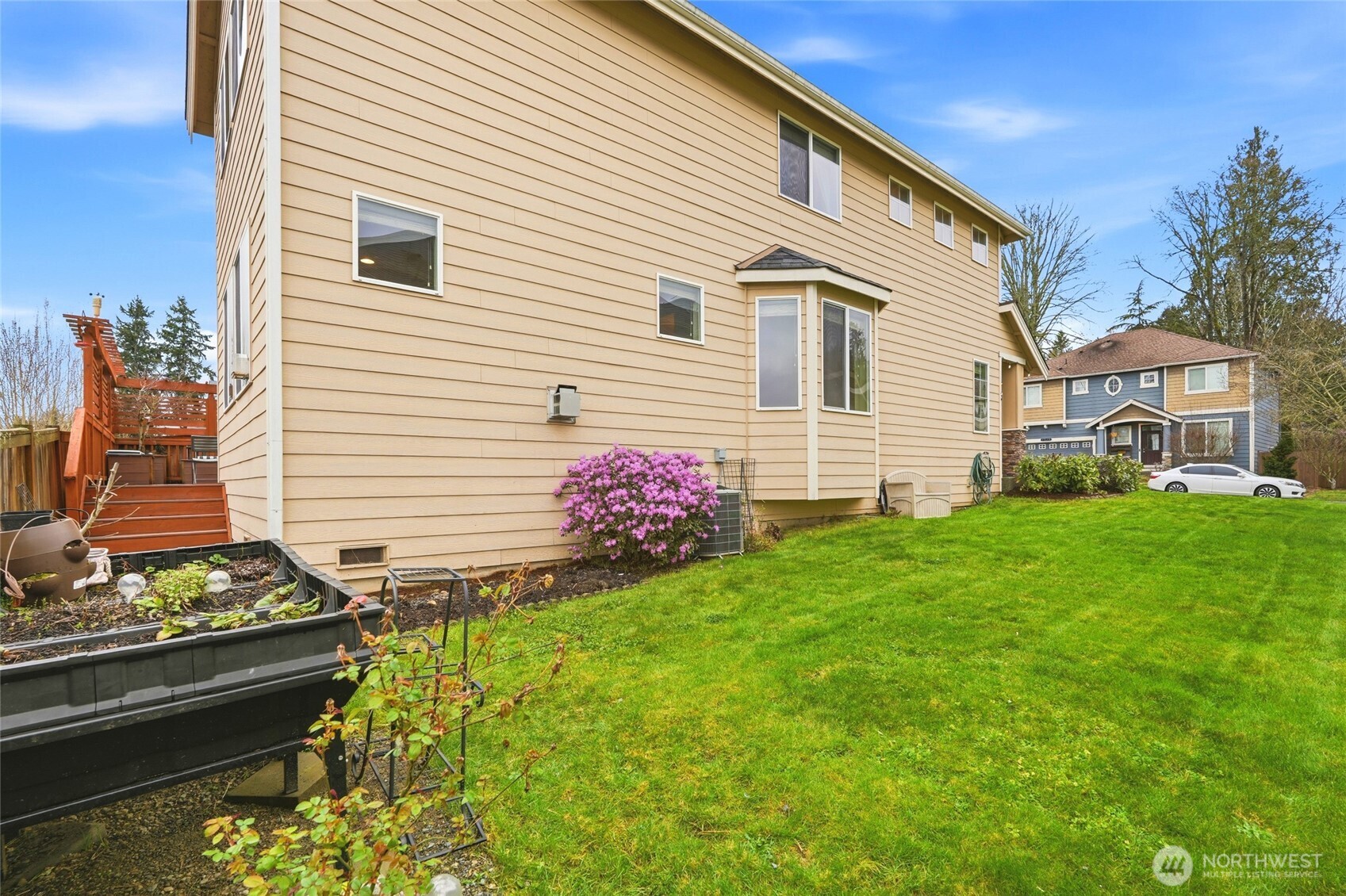 7703 NE 201st Place , Kenmore, WA 98028