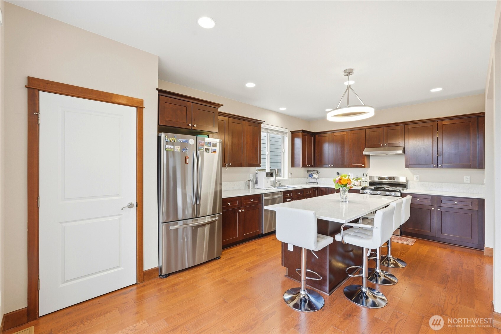 7703 NE 201st Place , Kenmore, WA 98028