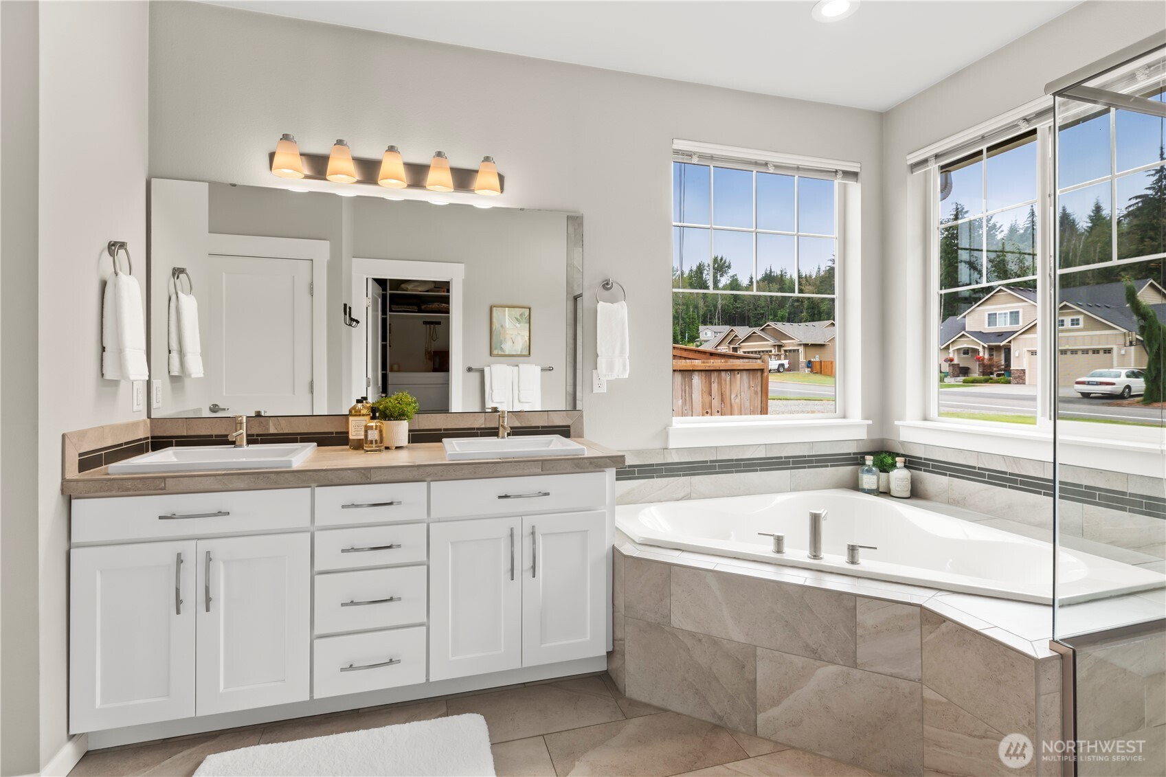 18616 33rd Place NE, Snohomish, WA 98290