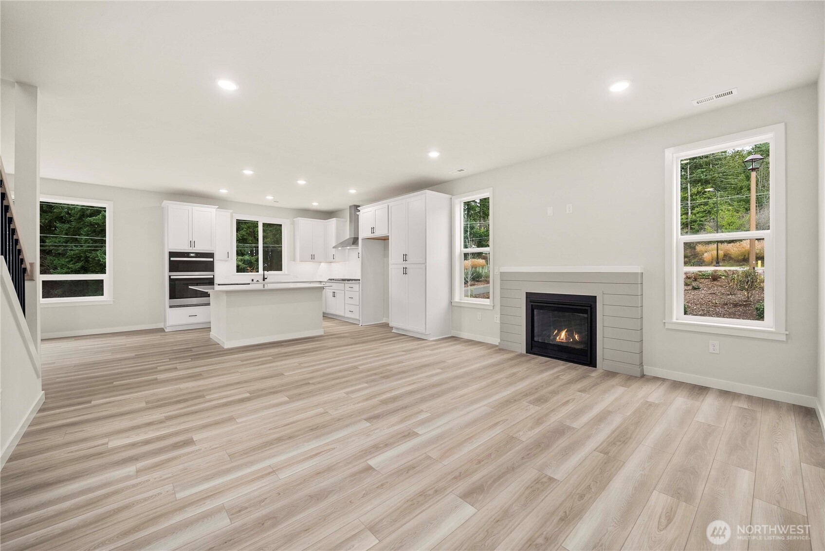 3999 Flat Top Drive , Bremerton, WA 98312