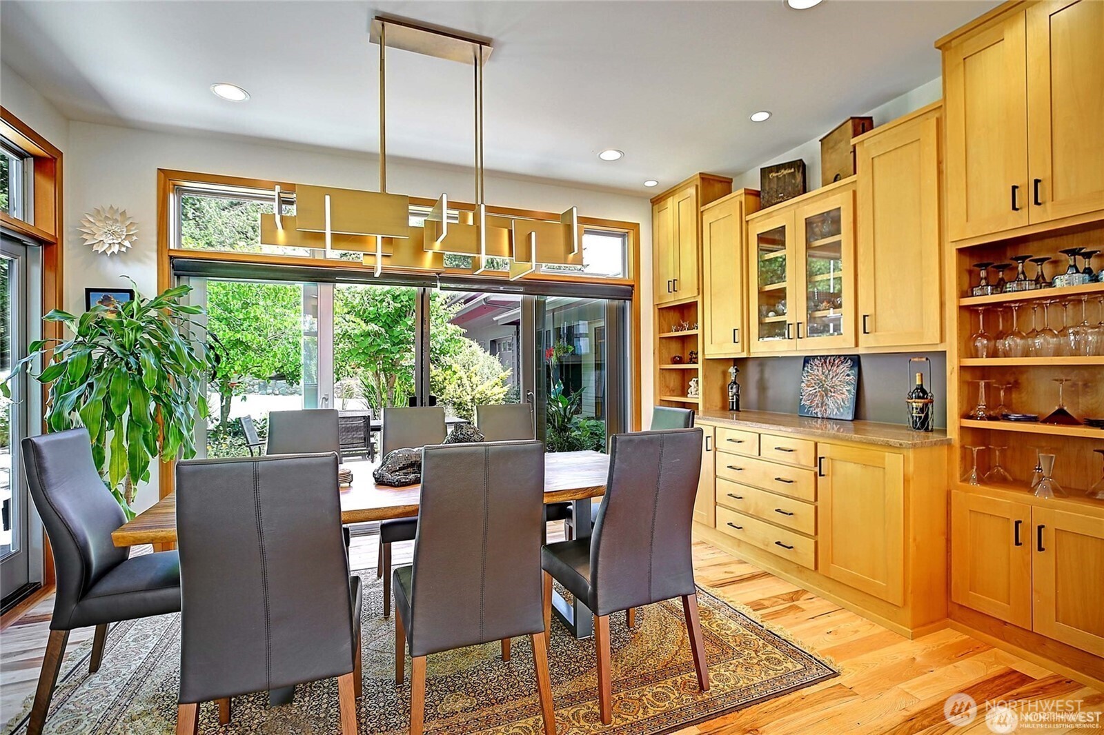 28407 Pioneer Highway , Stanwood, WA 98292