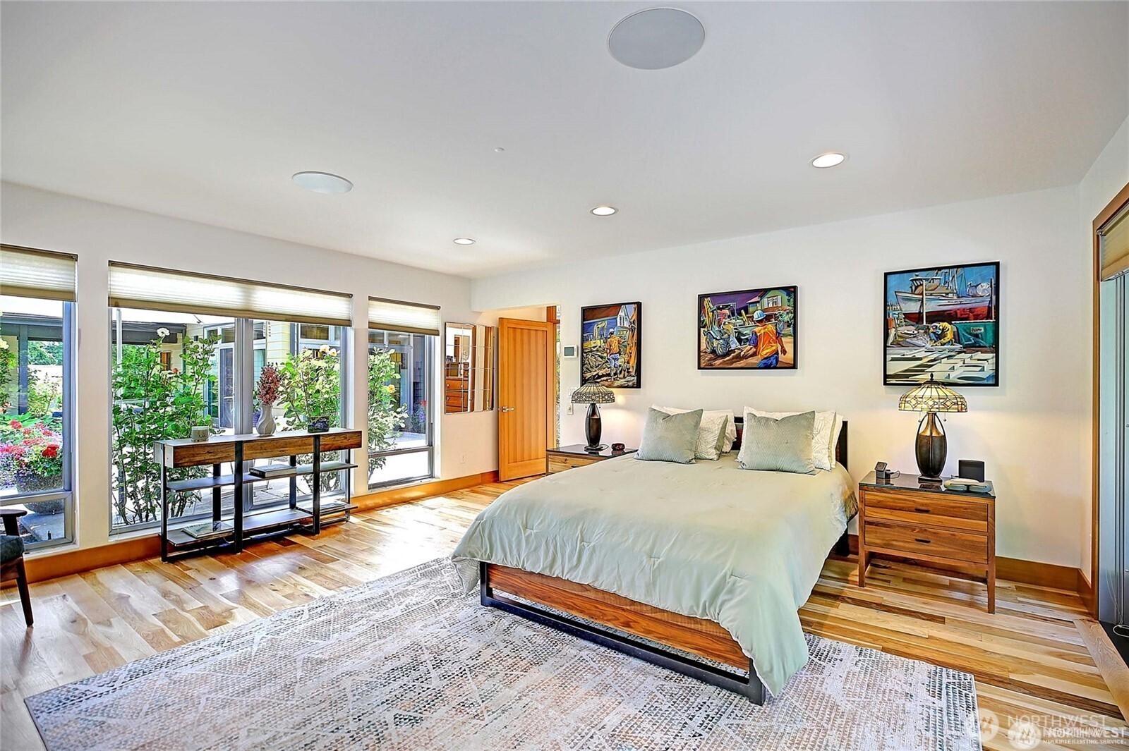 28407 Pioneer Highway , Stanwood, WA 98292