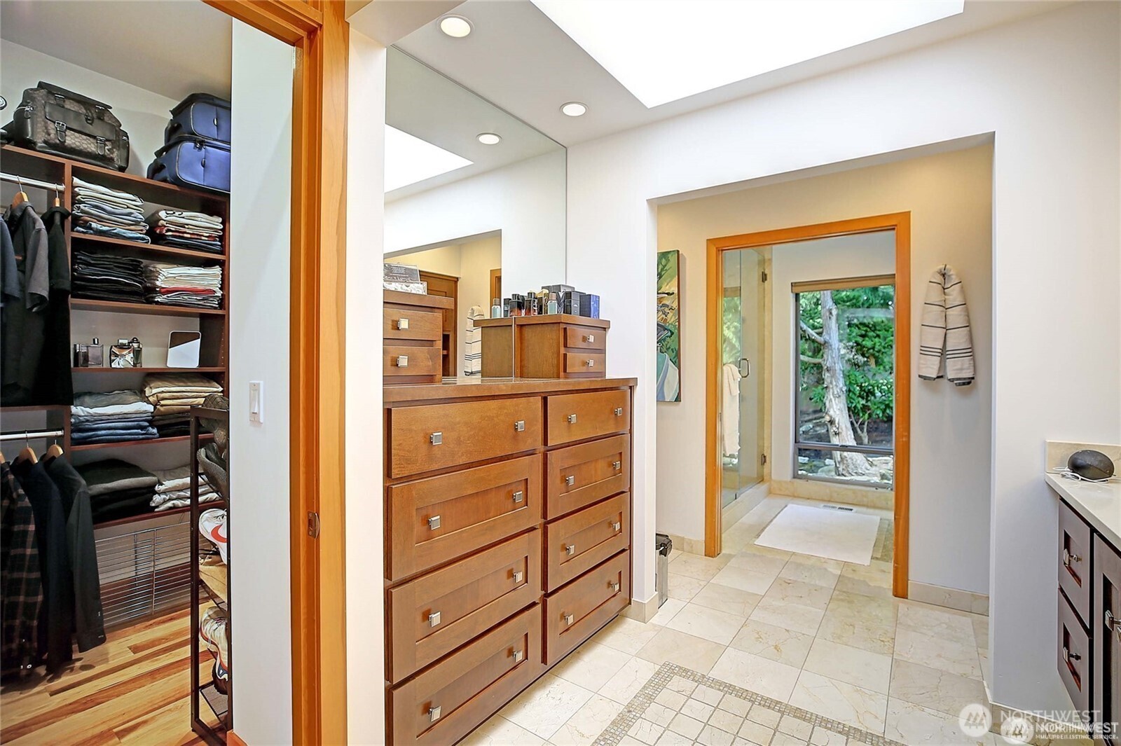 28407 Pioneer Highway , Stanwood, WA 98292