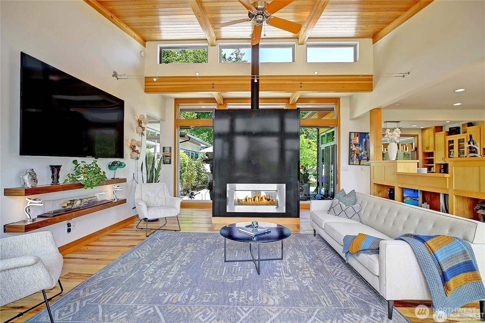 28407 Pioneer Highway , Stanwood, WA 98292