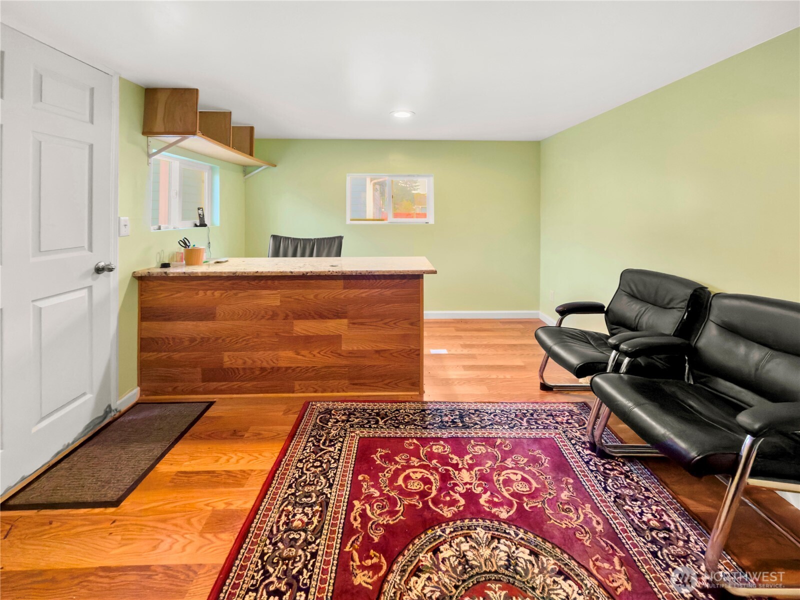 9820 S 242nd Place , Kent, WA 98030