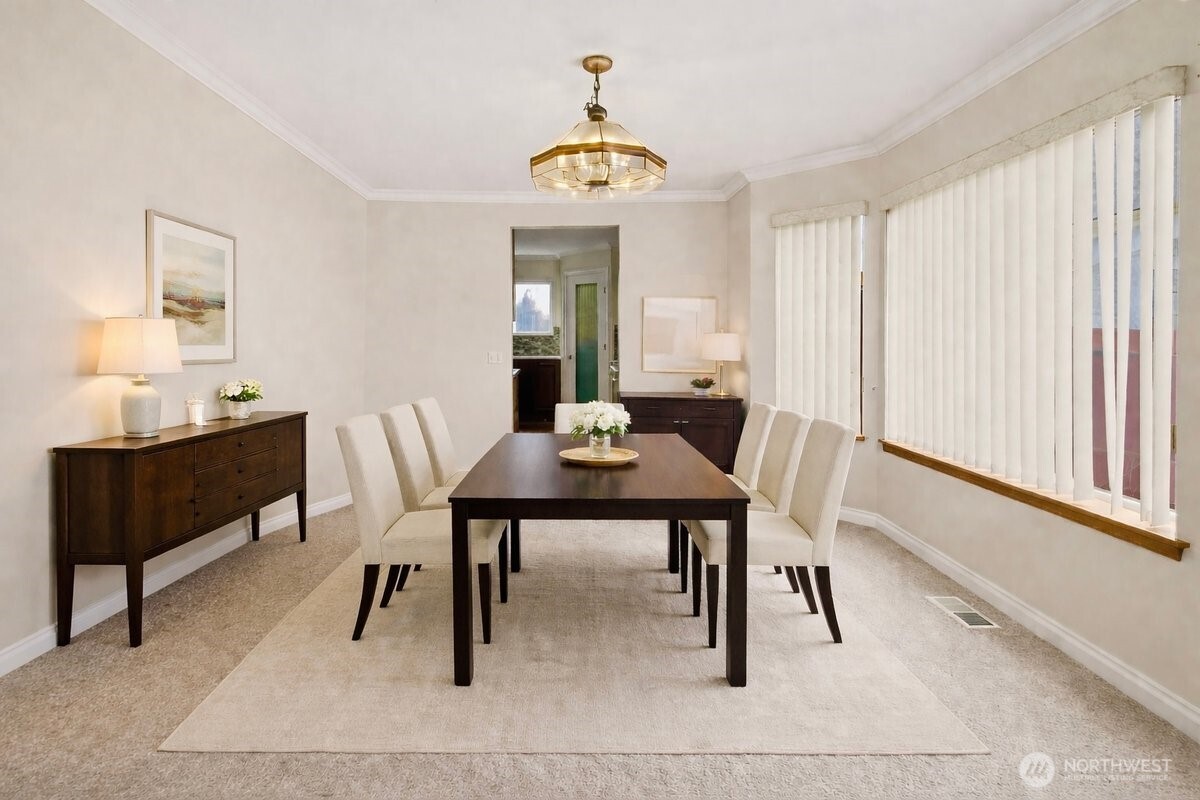 9820 S 242nd Place , Kent, WA 98030