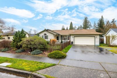 2808 West 2nd St , Anacortes, WA 98221