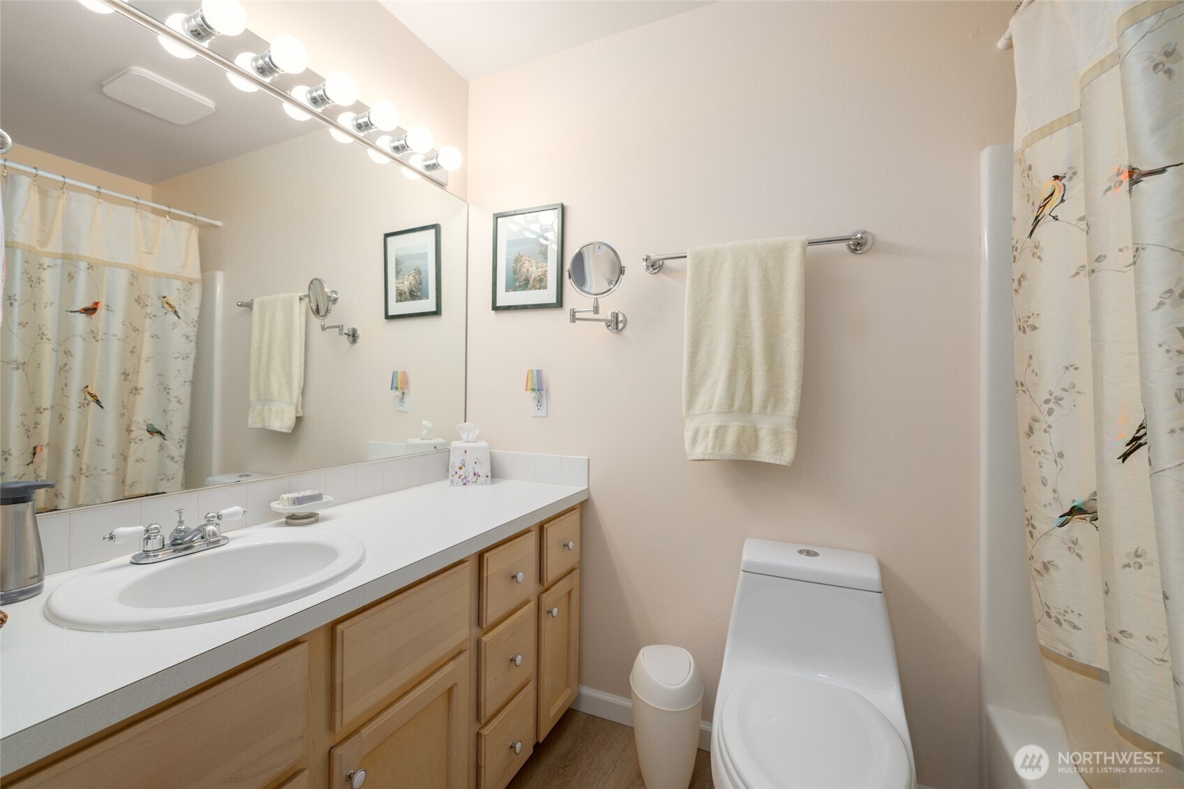 2808 West 2nd St , Anacortes, WA 98221