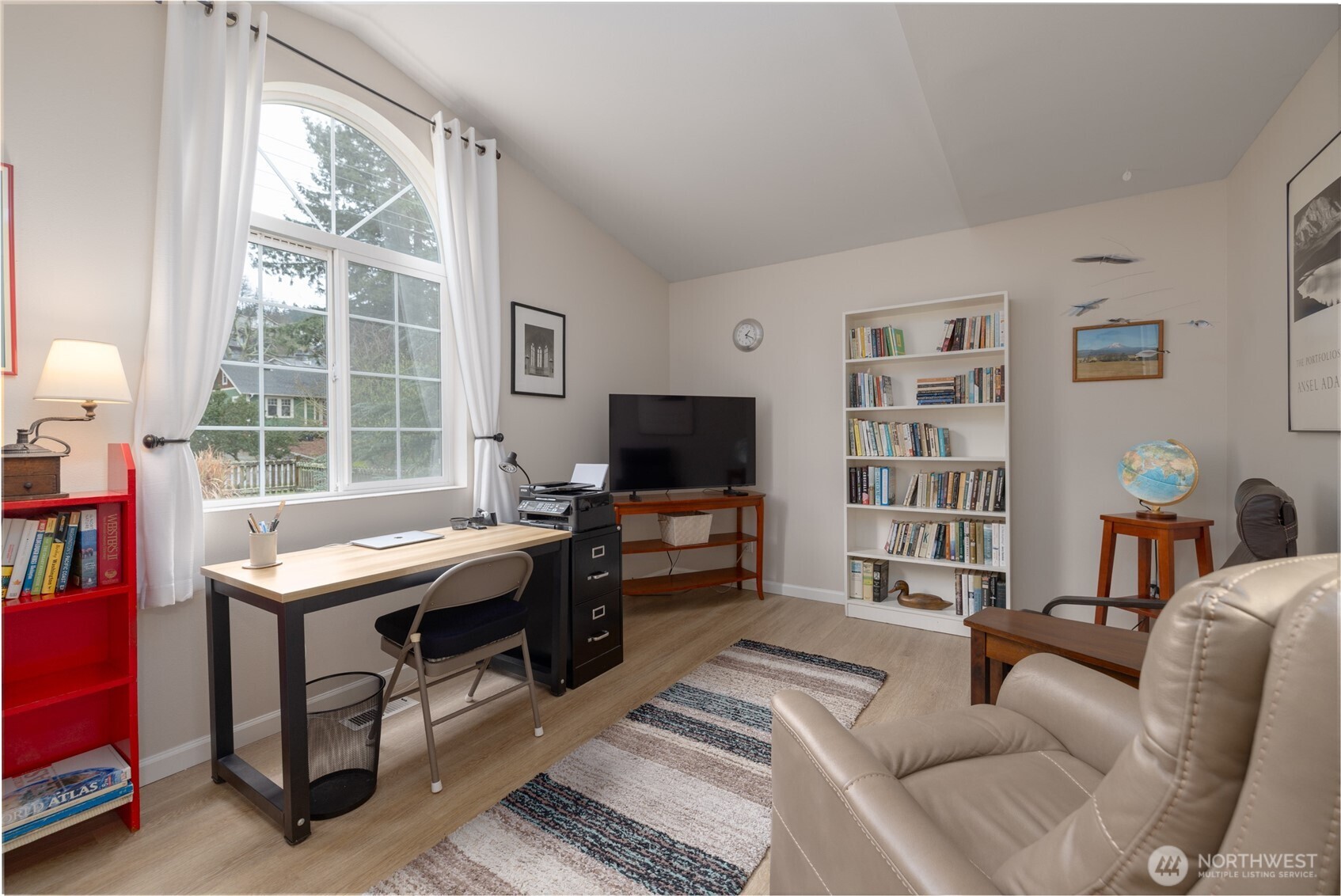 2808 West 2nd St , Anacortes, WA 98221