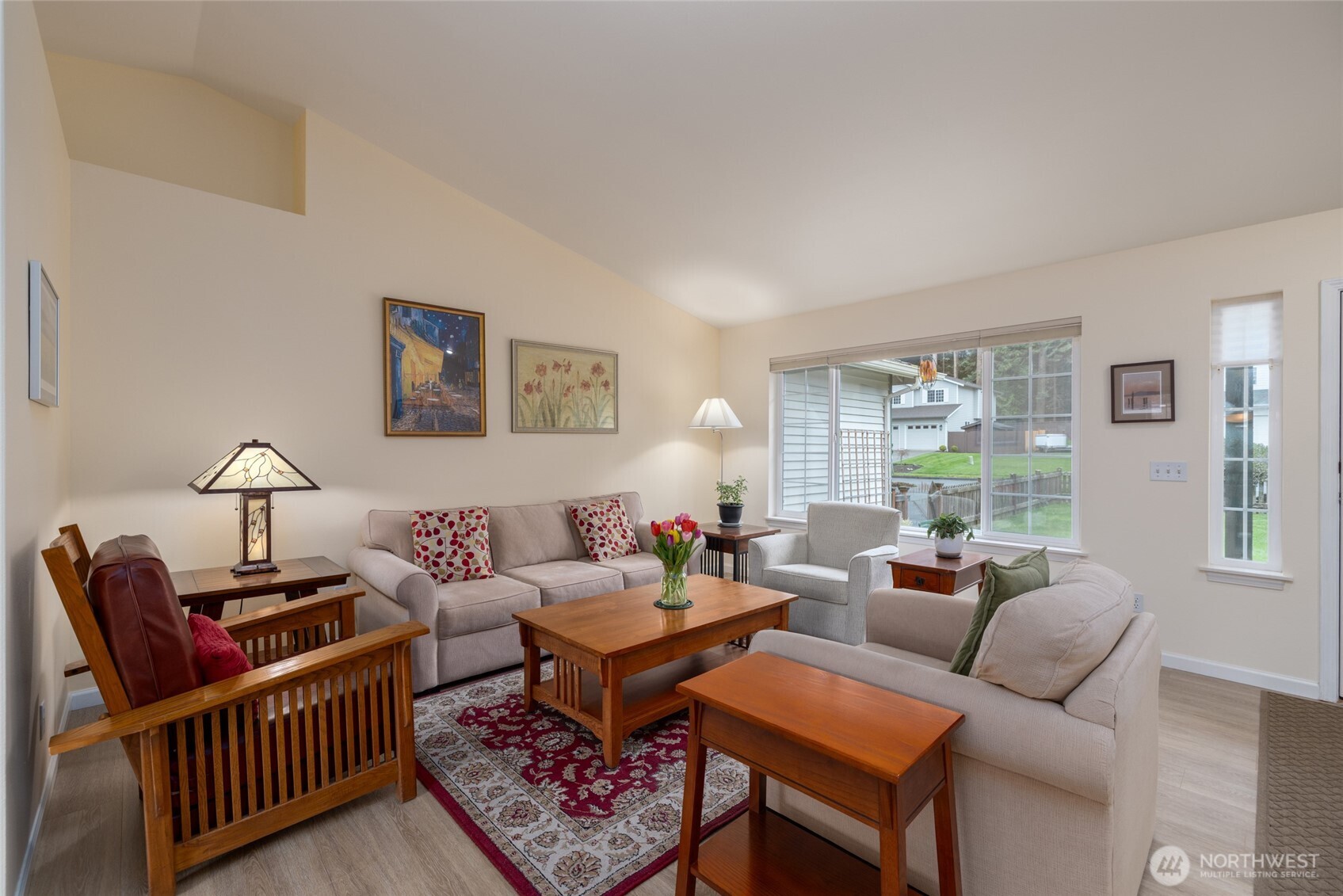 2808 West 2nd St , Anacortes, WA 98221