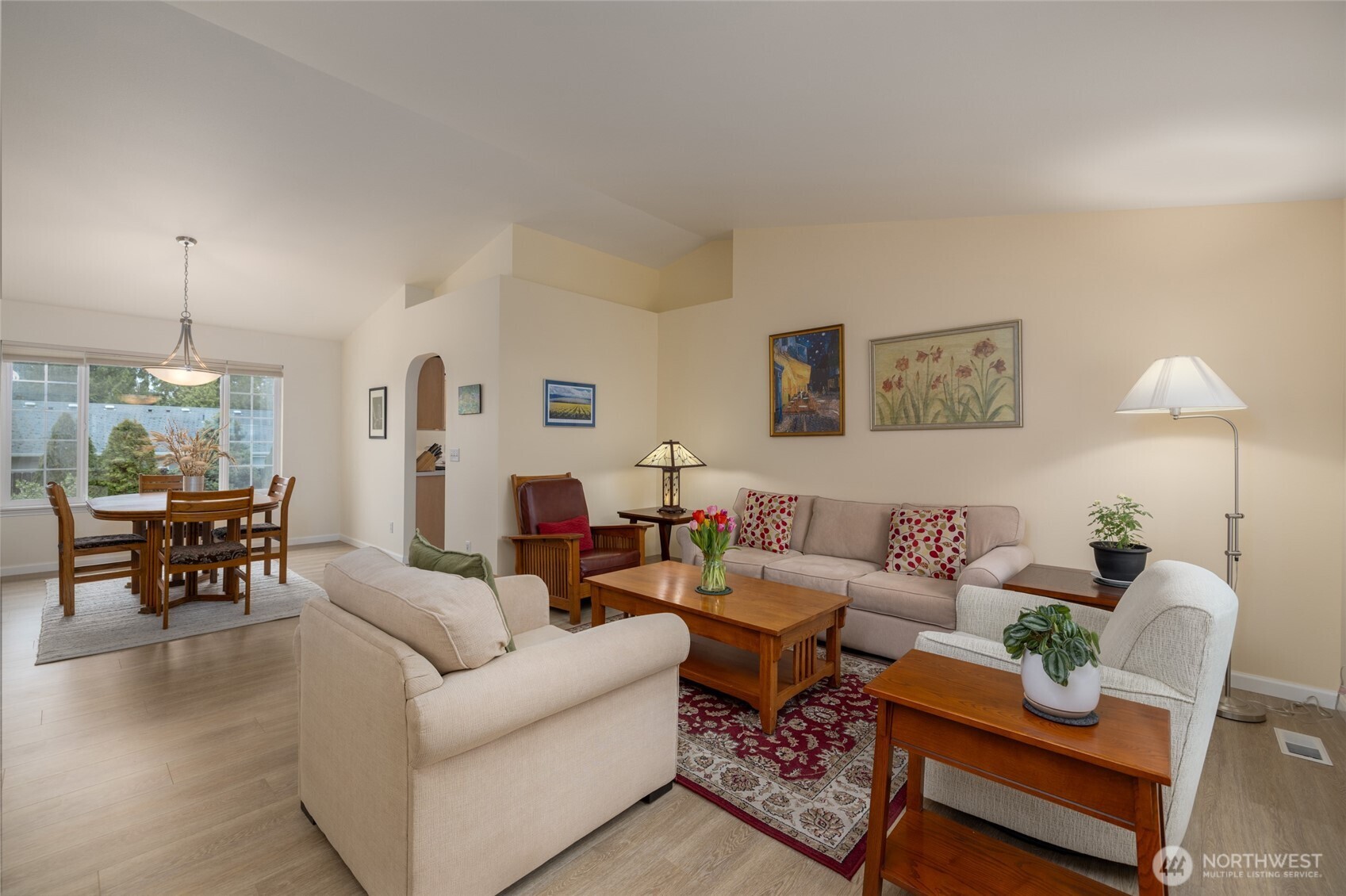 2808 West 2nd St , Anacortes, WA 98221