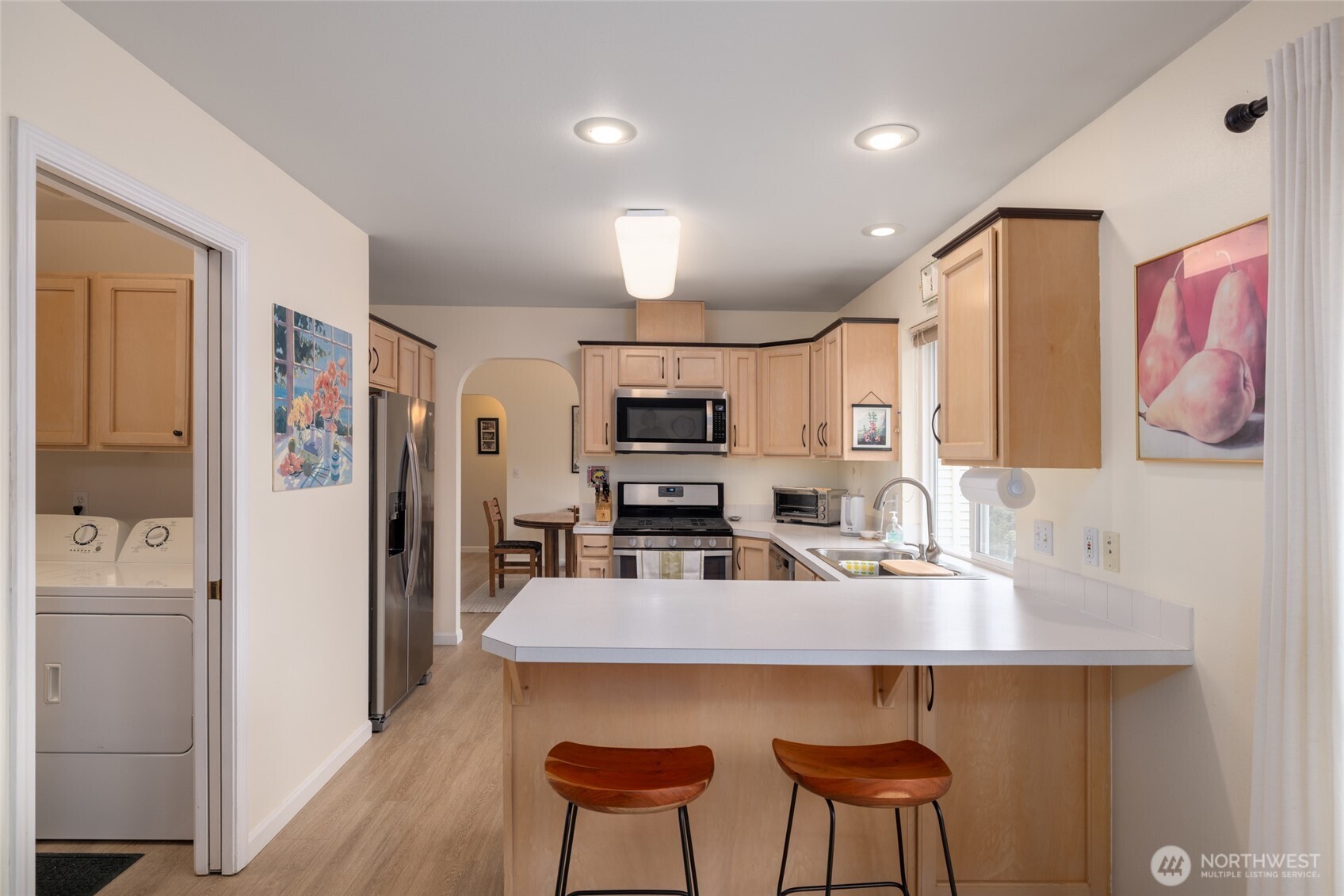 2808 West 2nd St , Anacortes, WA 98221