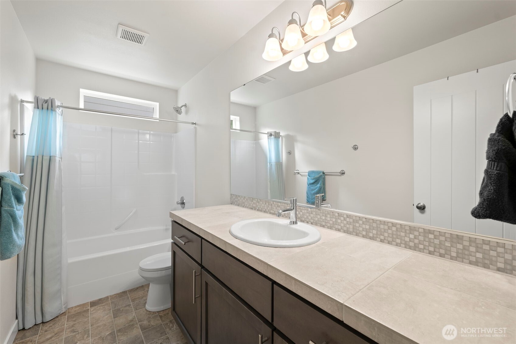 11349 Maple Tree Place NW, Silverdale, WA 98383