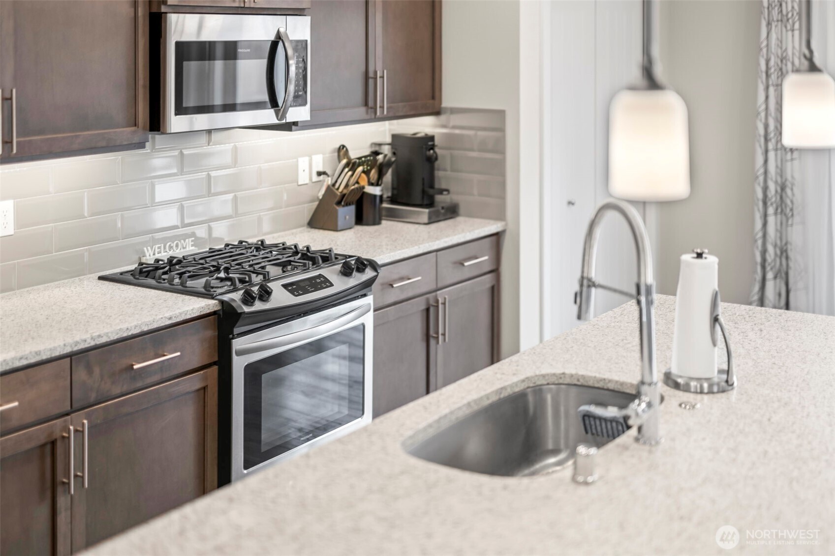 11349 Maple Tree Place NW, Silverdale, WA 98383