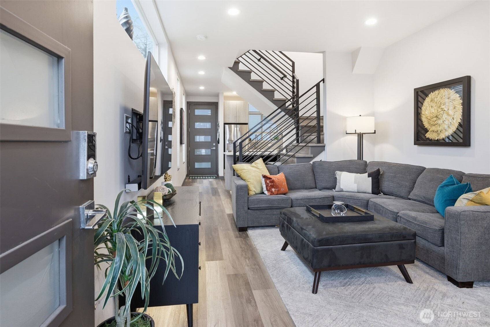 5620 California Avenue SW #A, Seattle, WA 98136