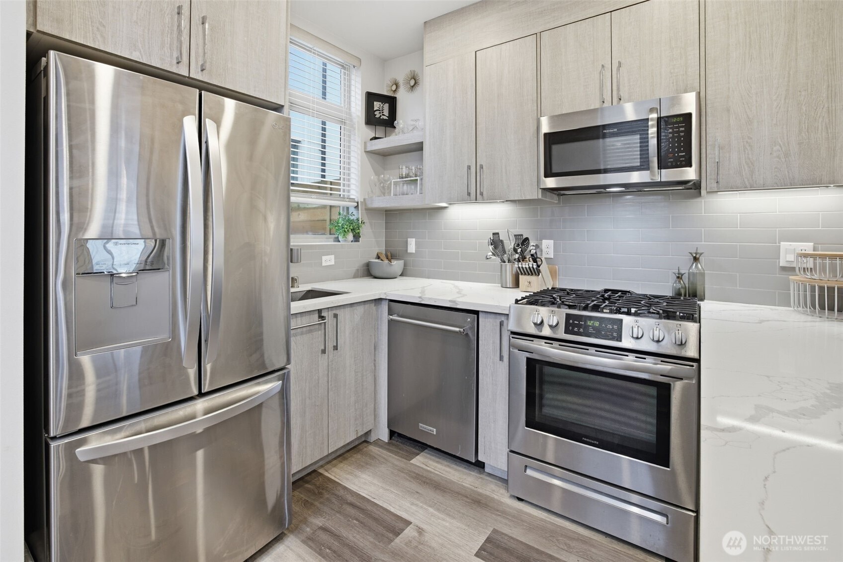 5620 California Avenue SW #A, Seattle, WA 98136