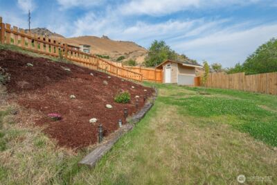 1900 Cumbo Court , Wenatchee, WA 98801 - Photo 32