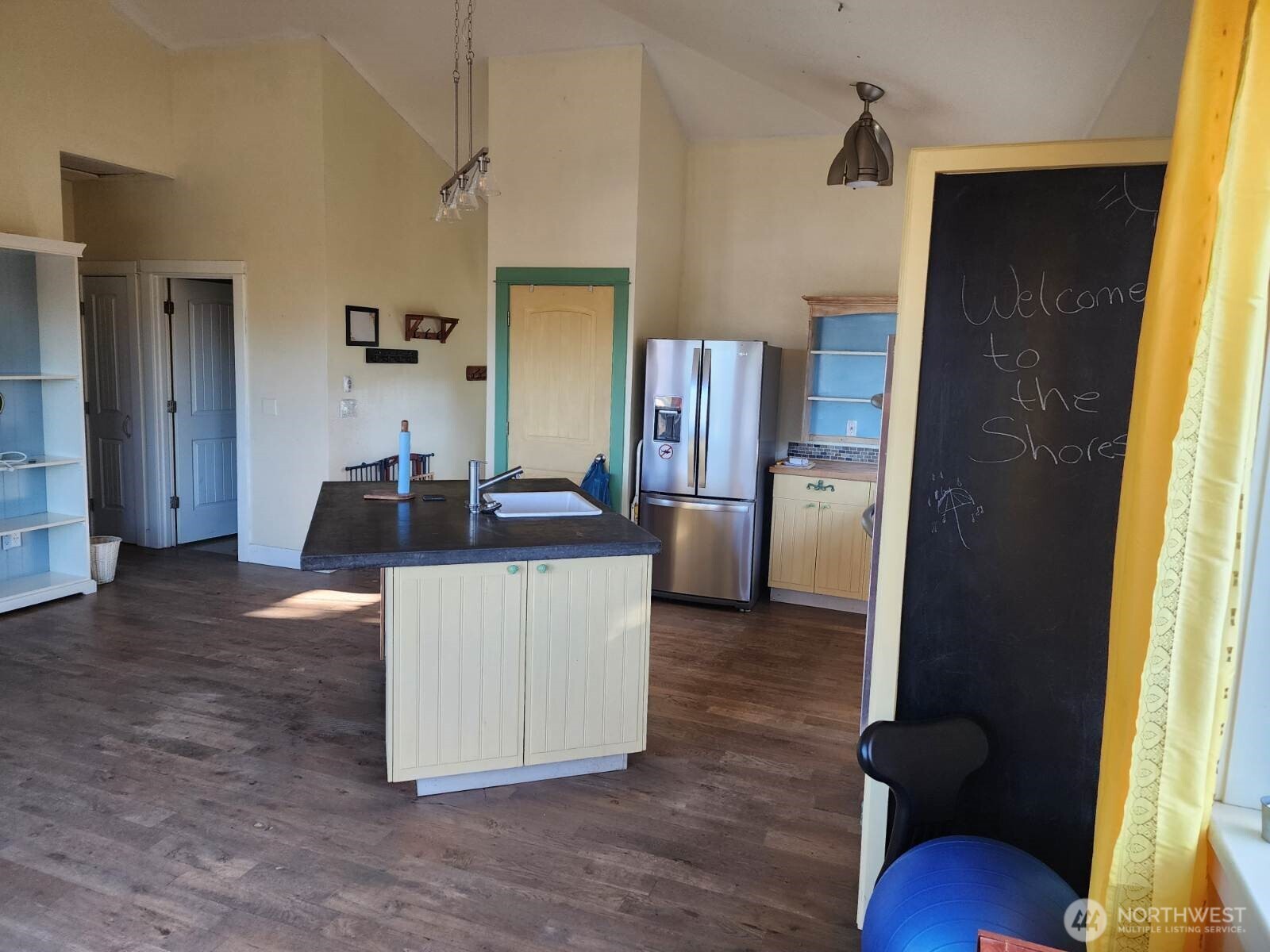 126 Sand Dune Avenue NW, Ocean Shores, WA 98569