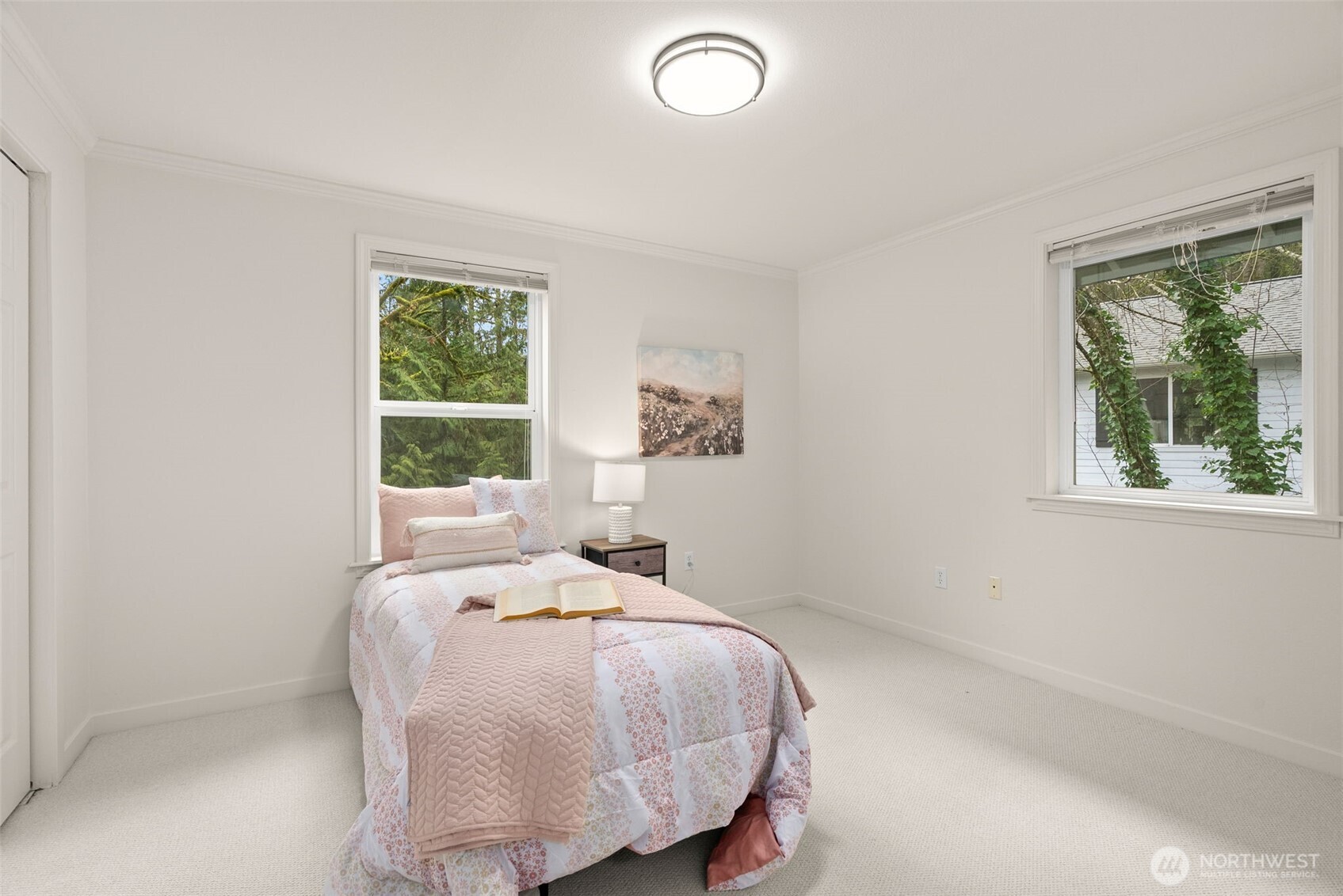 7605 NE Hidden Cove Rd , Bainbridge Island, WA 98110