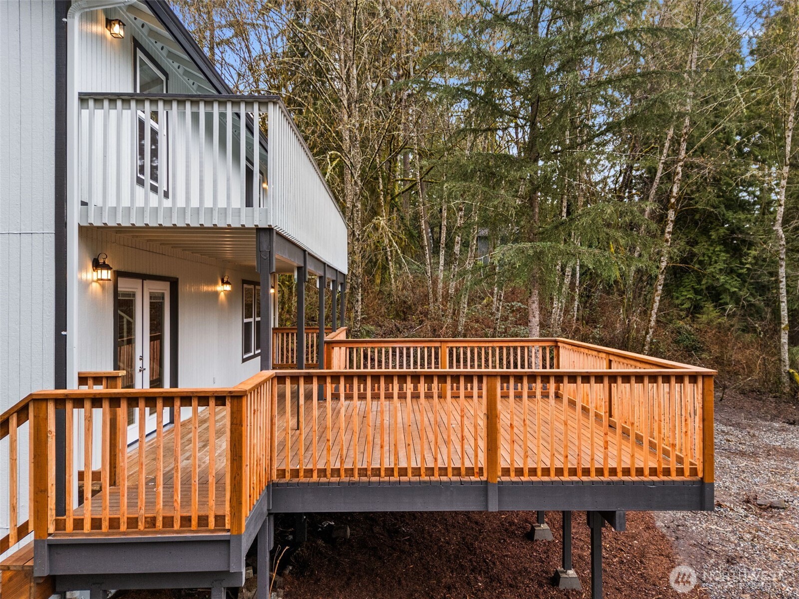 7605 NE Hidden Cove Rd , Bainbridge Island, WA 98110