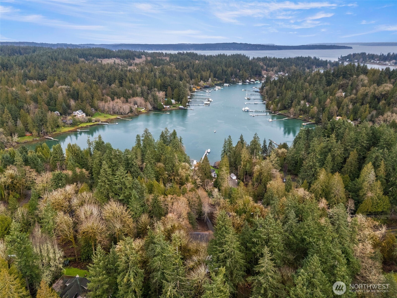 7605 NE Hidden Cove Rd , Bainbridge Island, WA 98110