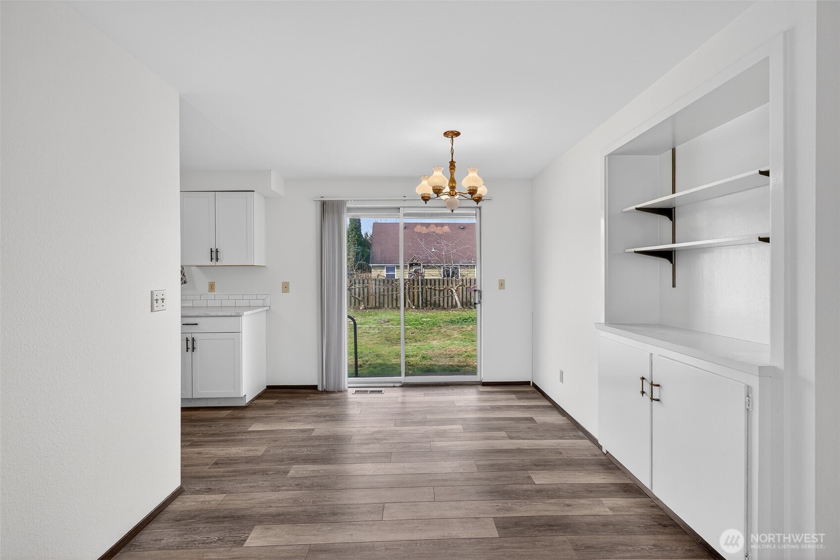 1031 N Laventure Road , Mount Vernon, WA 98273