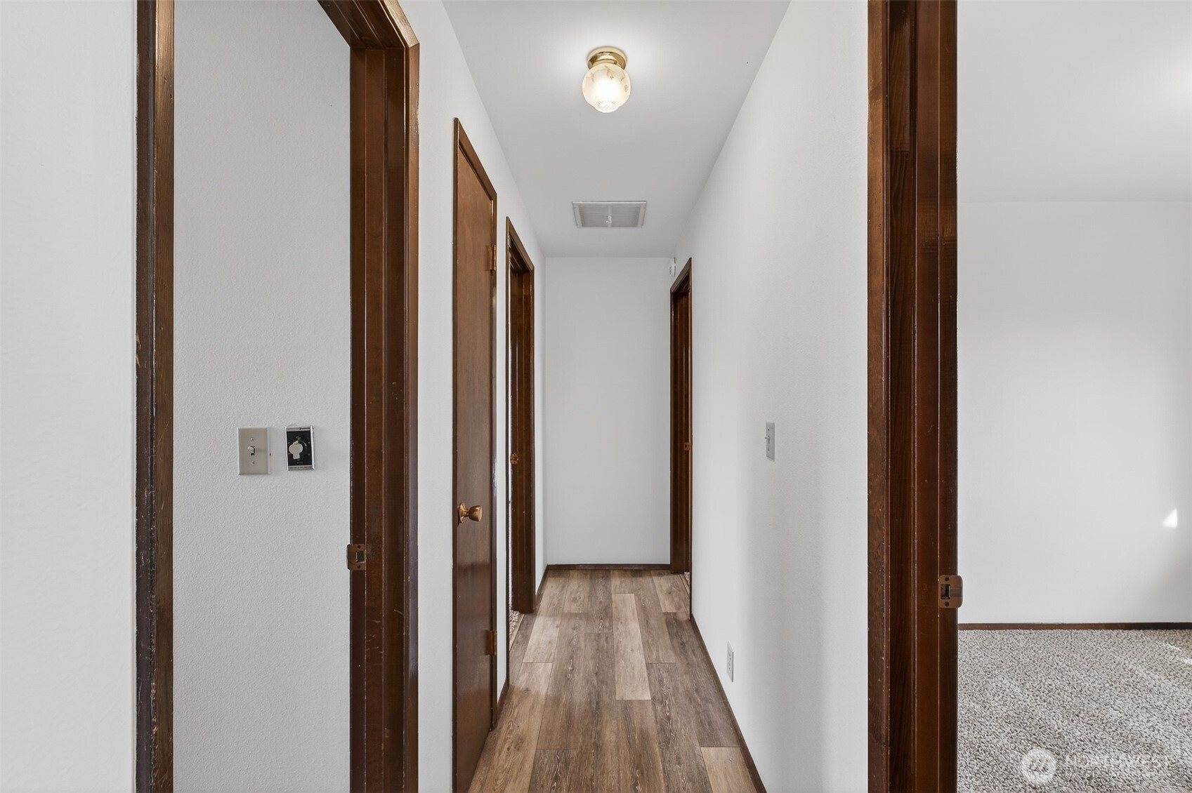 1031 N Laventure Road , Mount Vernon, WA 98273