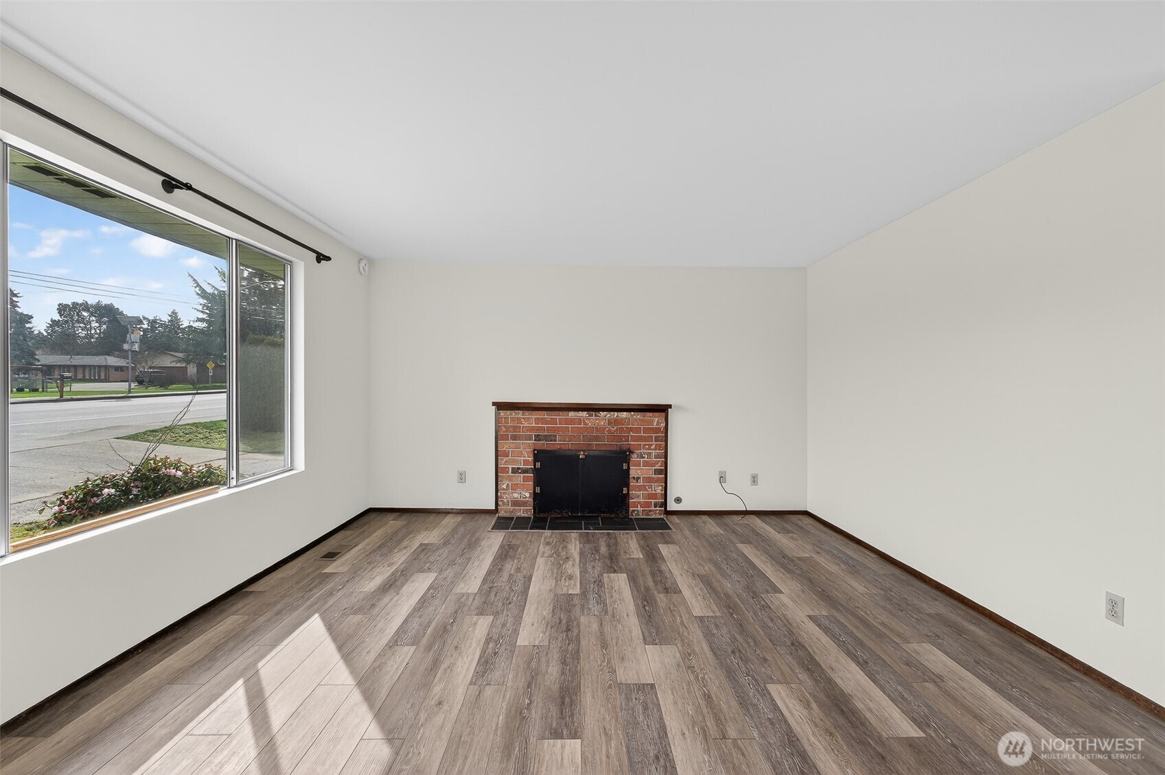 1031 N Laventure Road , Mount Vernon, WA 98273