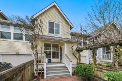 6726 35th Place S, Seattle, WA 98118 - Photo 2