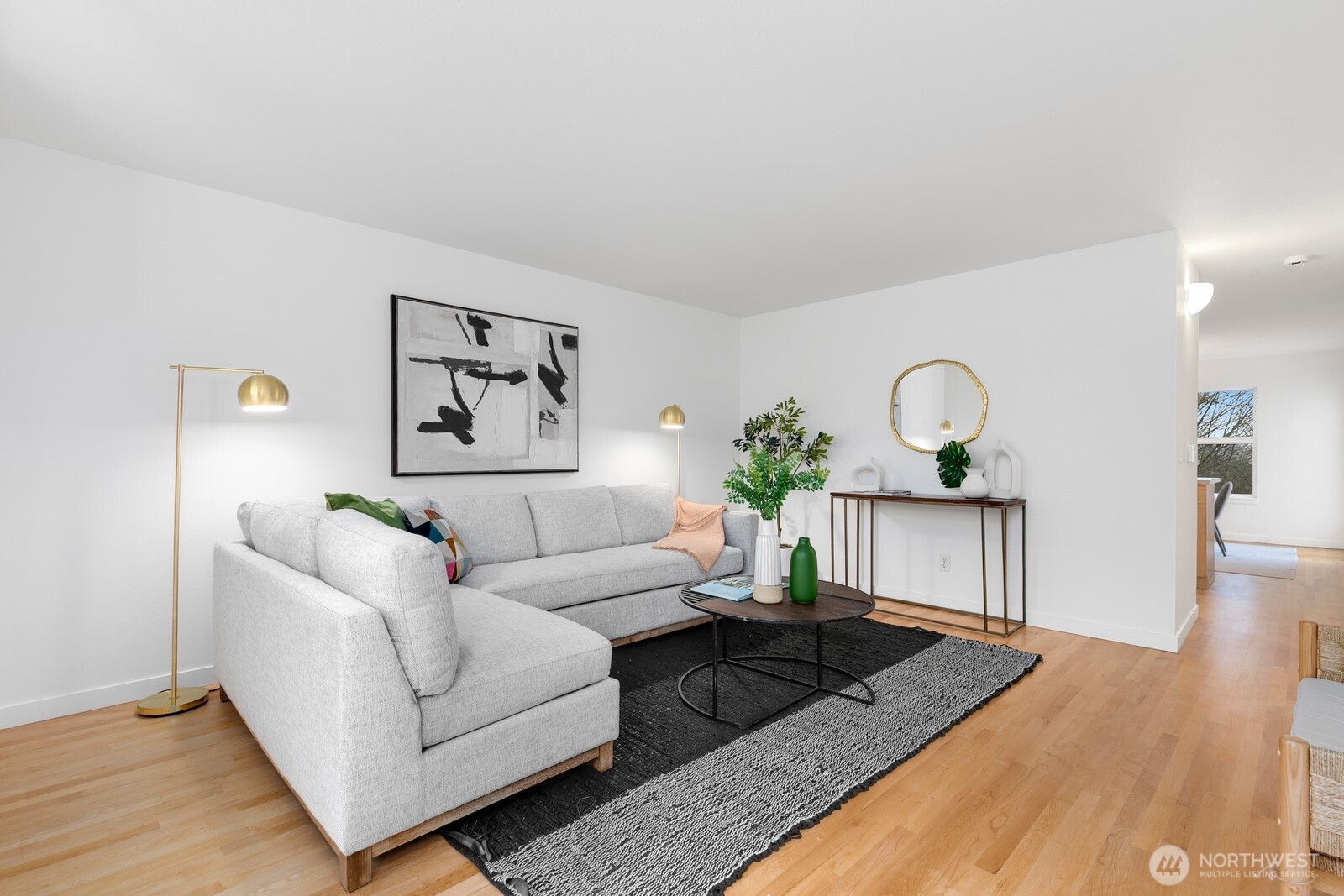 6726 35th Place S, Seattle, WA 98118