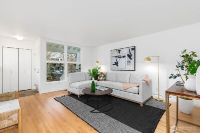 6726 35th Place S, Seattle, WA 98118 - Photo 4