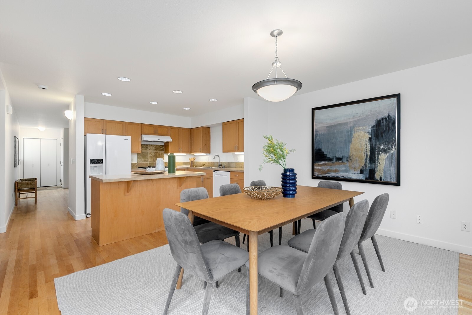 6726 35th Place S, Seattle, WA 98118