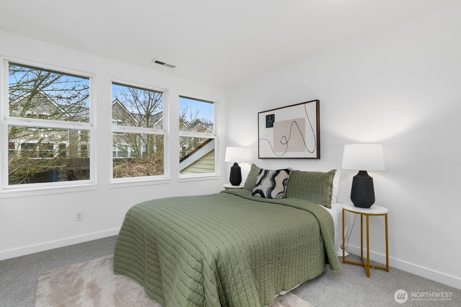 6726 35th Place S, Seattle, WA 98118