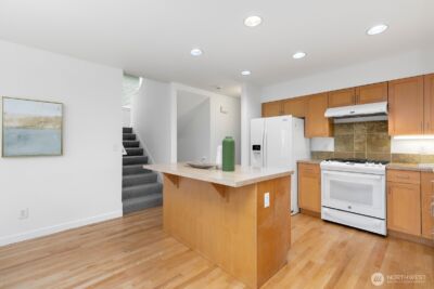 6726 35th Place S, Seattle, WA 98118 - Photo 6