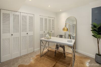 5218 Ivanhoe Place NE, Seattle, WA 98105 - Photo 33