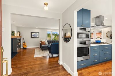 5218 Ivanhoe Place NE, Seattle, WA 98105 - Photo 8