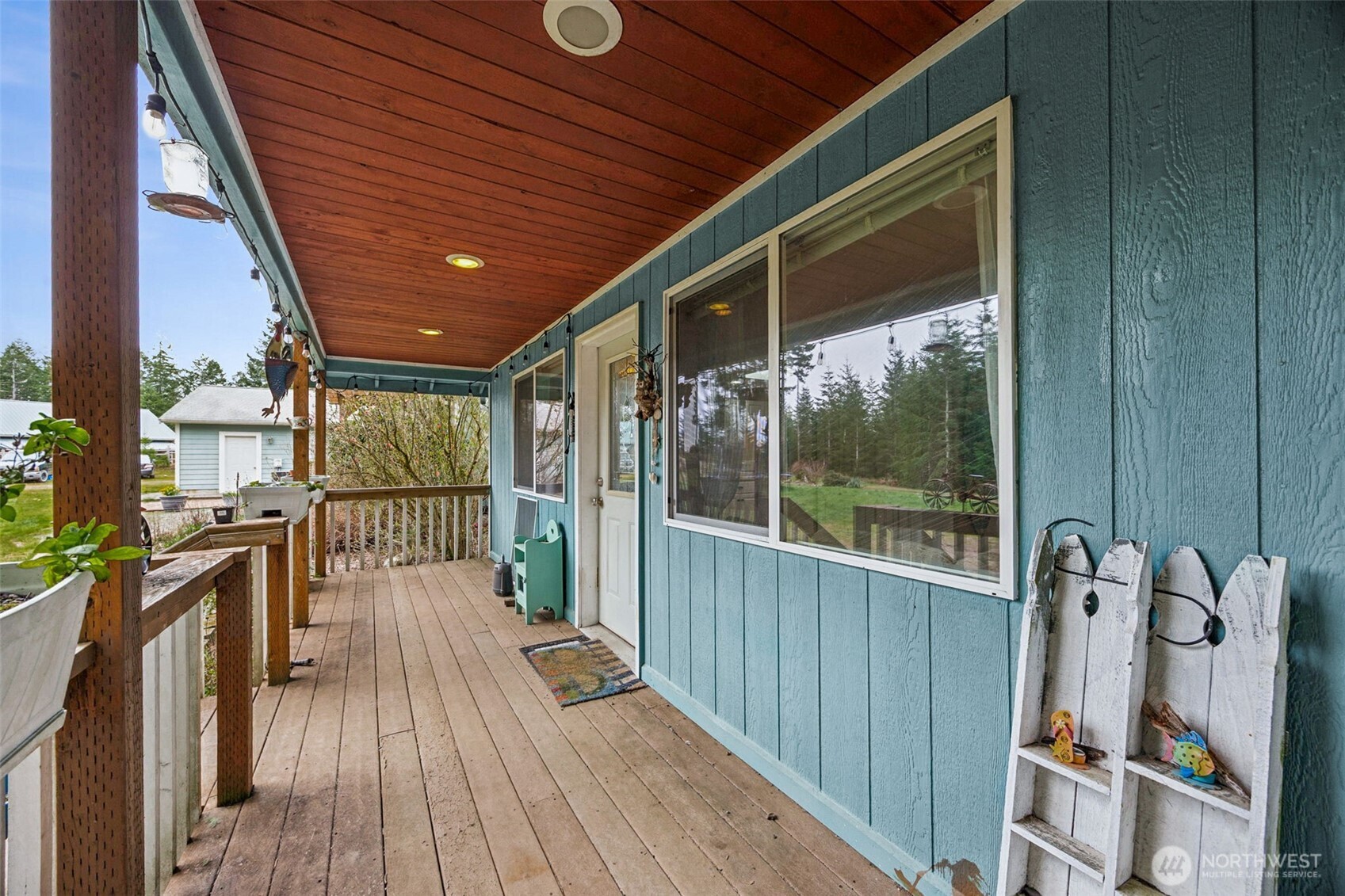 10 E Mooreview Lane E, Shelton, WA 98584