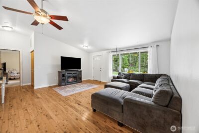 10 E Mooreview Lane E, Shelton, WA 98584 - Photo 8