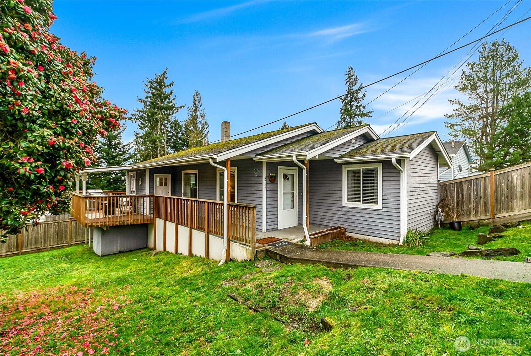 3215 19th Street , Everett, WA 98201-2667