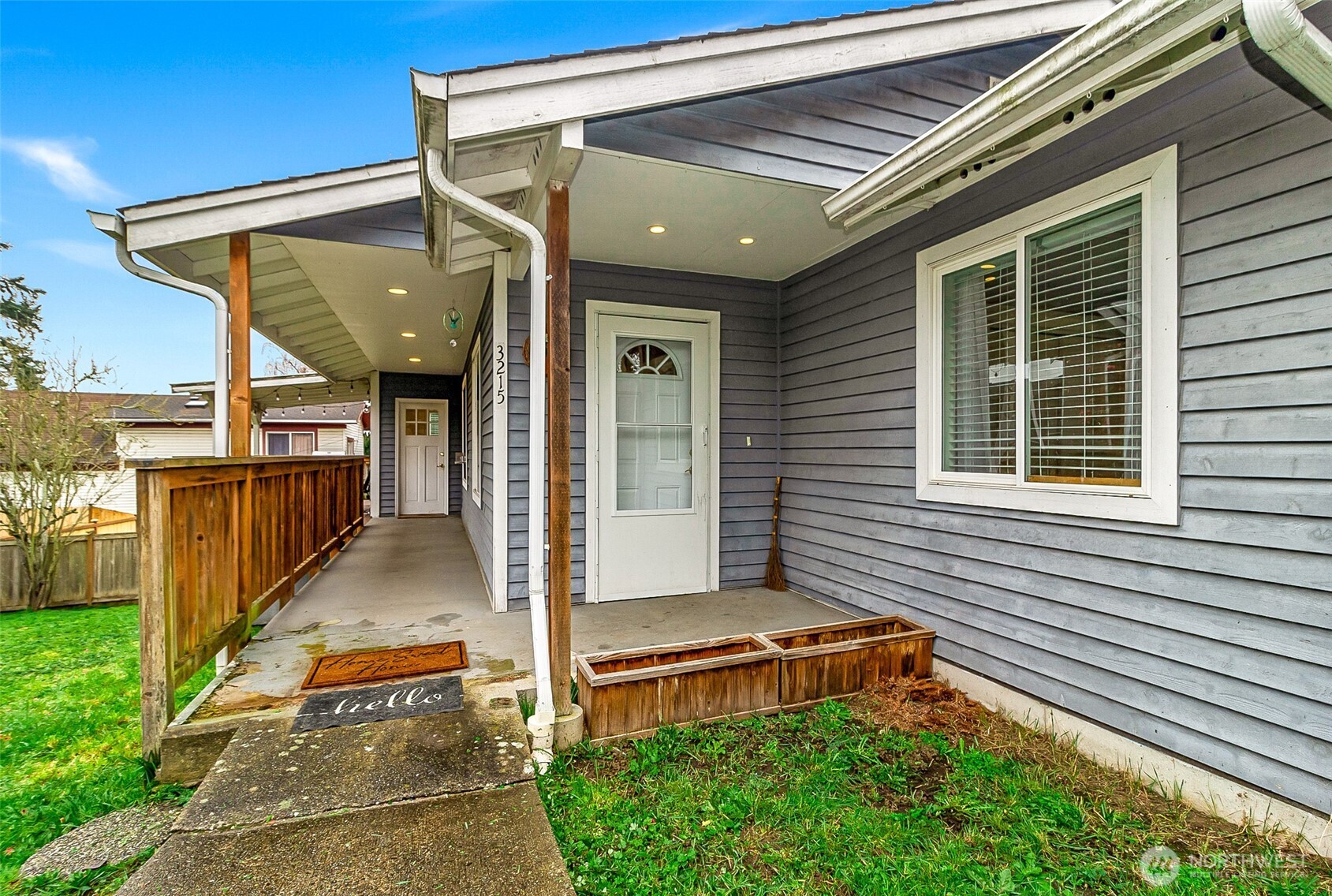 3215 19th Street , Everett, WA 98201-2667