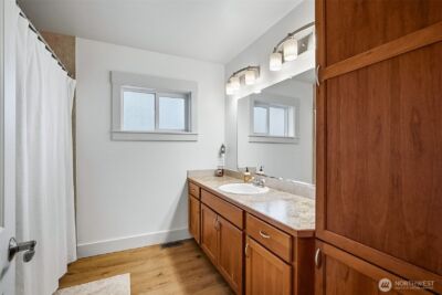 3215 19th Street , Everett, WA 98201-2667 - Photo 14