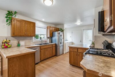 3215 19th Street , Everett, WA 98201-2667 - Photo 20