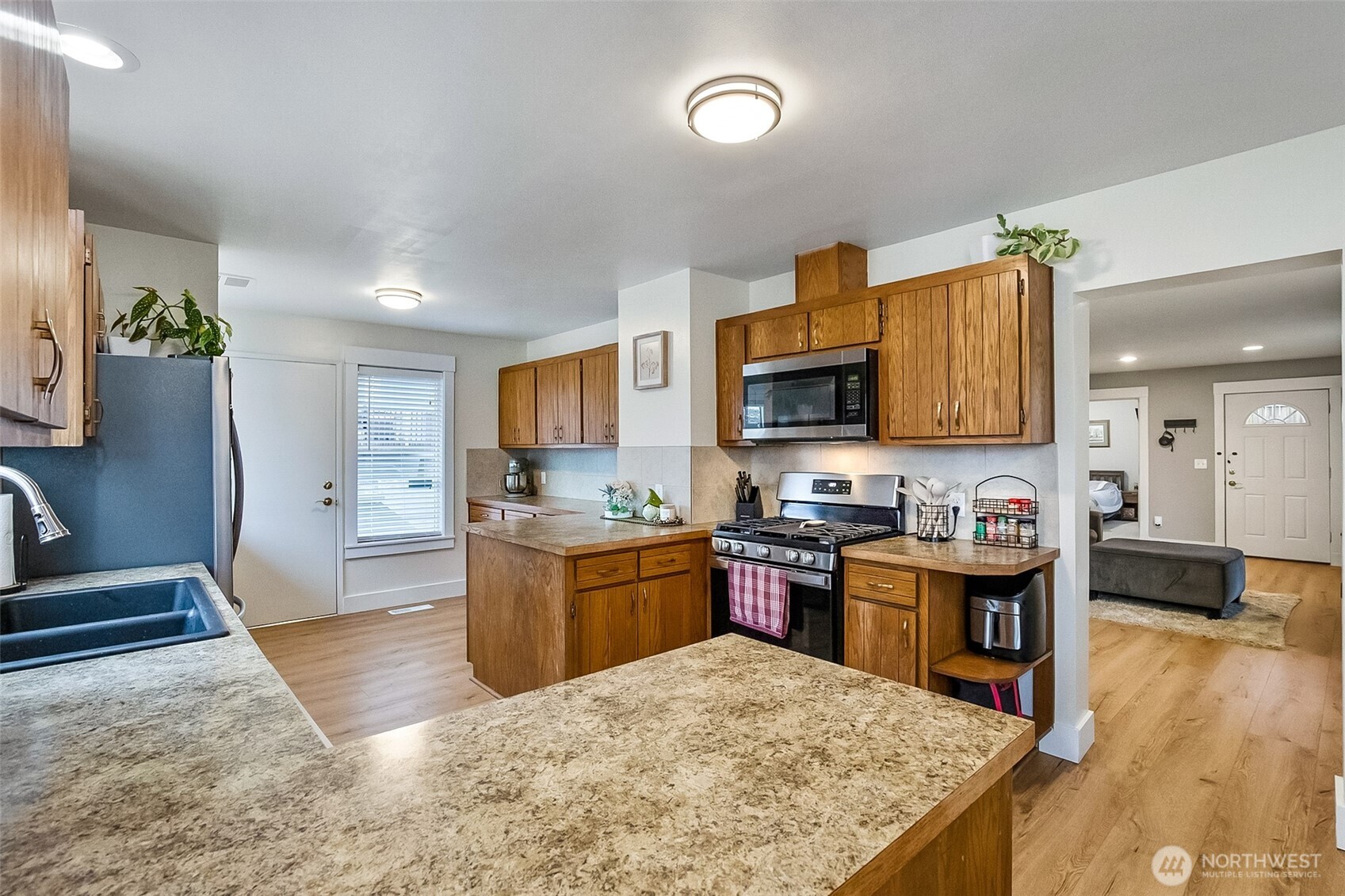 3215 19th Street , Everett, WA 98201-2667