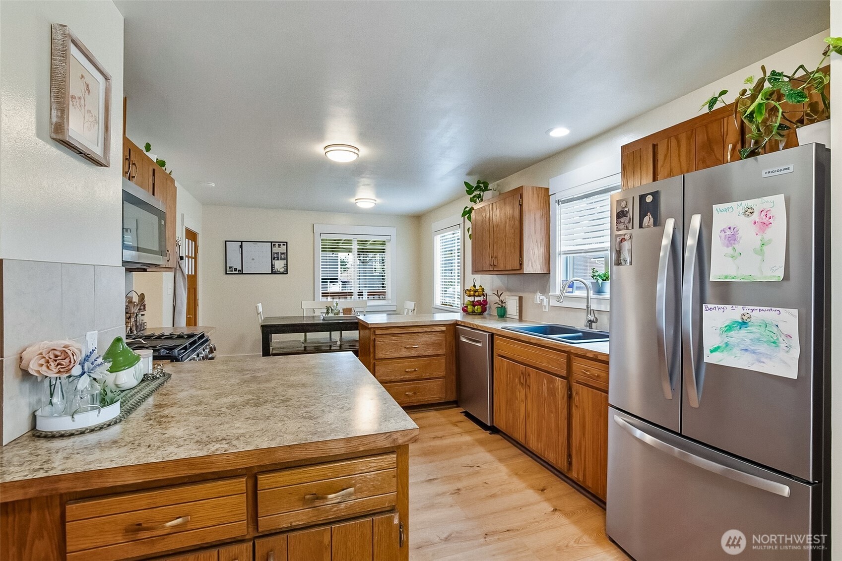 3215 19th Street , Everett, WA 98201-2667