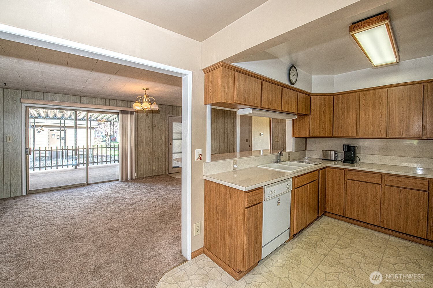 318 NE Lambert Avenue , College Place, WA 99324