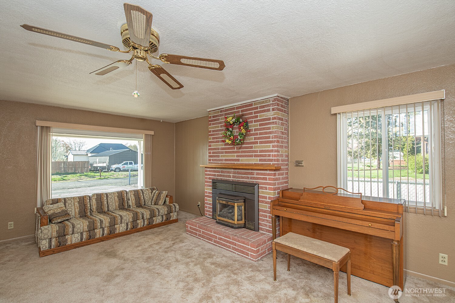 318 NE Lambert Avenue , College Place, WA 99324